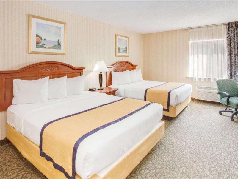 เบย์มอนต์ บาย วินด์แฮม คาลามาซู Hotel คาลาเมซู ภายนอก รูปภาพ